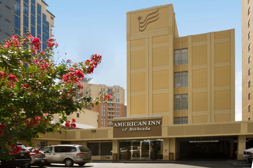 Second exterior view of American Inn of Bethesda